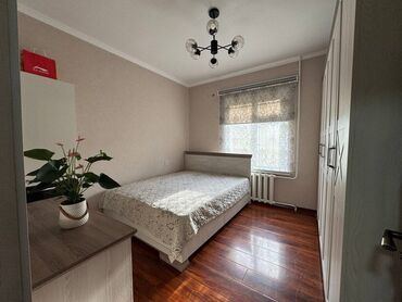 номера в иссык куле: 3 бөлмө, 74 кв. м, 106-серия, 1 кабат, Косметикалык ремонт