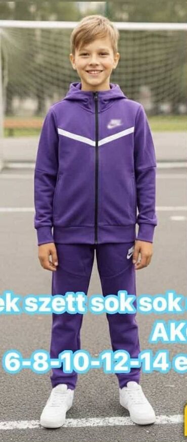 Komplet trenerke: Dečije trenerke 14 za 4000 din
pb — 2