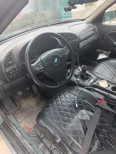5 karopka: BMW 3 series: 1.6 l | 1994 il Sedan — 5