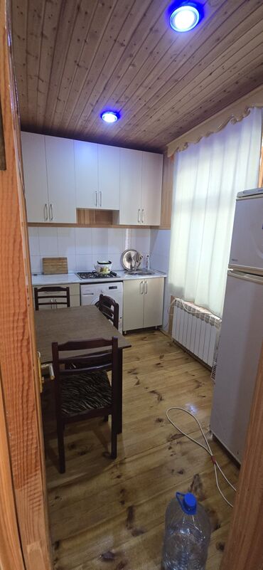 bine qesebesi kiraye: Kirayə verilən bu rahat mənzil Xırdalanda hər yerə yaxın Məktəb 🏫