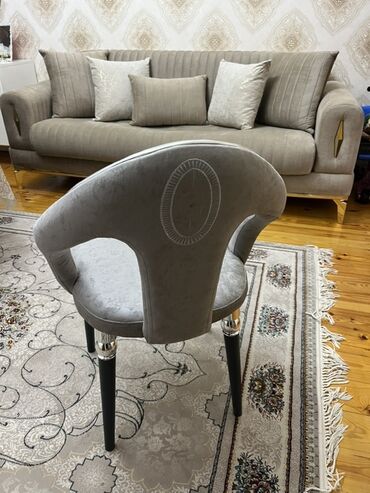 Masa və oturacaq dəstləri: Qonaq otağı üçün, Oval masa, 6 stul — 6