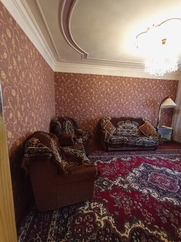 Köhnə tikili: Gəncə şəhəri, Abbas Səhhətdə 9 mərtəbənin 7ci mərtəbəsində yerləşən 3 — 1