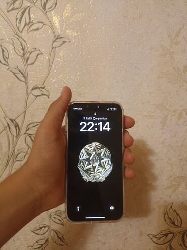 Apple iPhone: IPhone 13, 128 GB, Face ID, Sənədlərlə