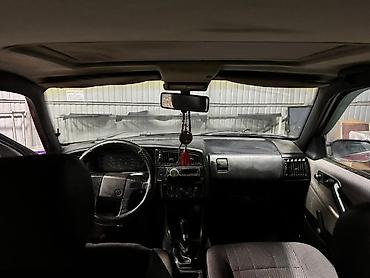 Volkswagen: Volkswagen Passat Variant: 1990 г., 1.8 л, Универсал — 11