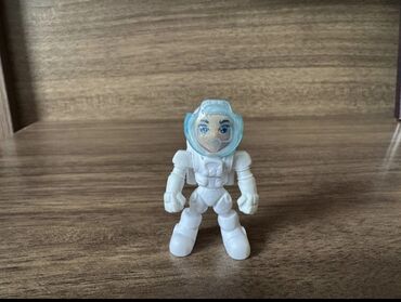 Oyuncaqlar: 1 eded - 1 azn Azadliq metrosu -da lalafo.az — 13 Oyuncaqlar: 1 eded - 1 azn Azadliq metrosu — 13