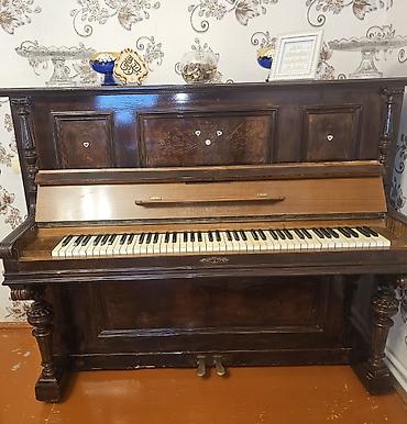 Salam işlənmiş piano satılır hər bir şeyi işləyir sadecə bağımsız
