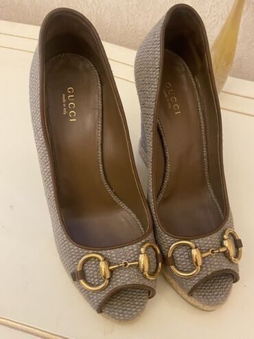 Tuflilər: İki cüt qadın ayaqqabısı və uyğun çanta dəsti 1) Lolita Botti leopard — 8