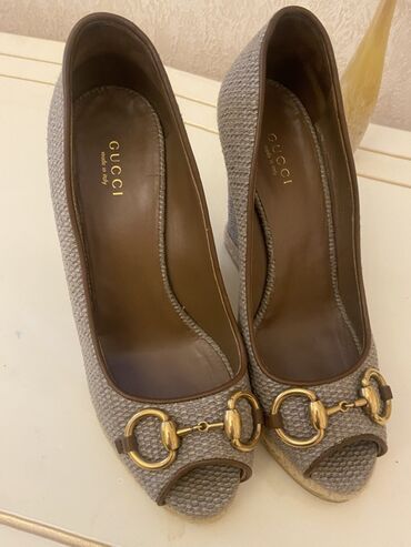 Tuflilər: Tuflilər, YSL, Ölçü: 37, rəng - Mavi, Yeni — 19