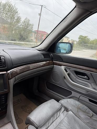 BMW: BMW 7 series: 3.5 l | 1998 il Sedan — 15