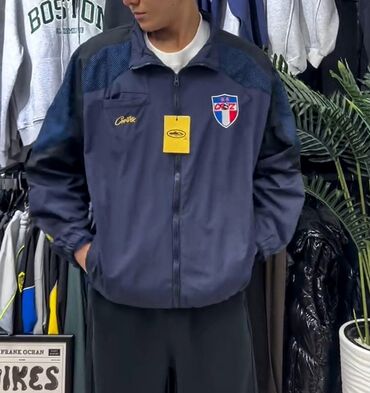 продаю спортивный костюм: XL