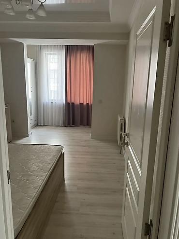 Долгосрочная аренда квартир: 2 комнаты, Риэлтор, Без подселения, С мебелью полностью — 1