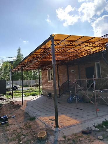 колдонулган стол: Навесы и козырьки из поликарбоната на металлическом каркасе - Тип — 2