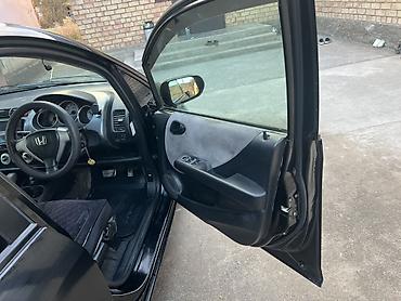 honda git: Honda Fit: 2005 г., 1.3 л, Автомат, Бензин, Седан — 9