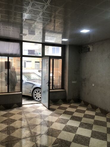 ofis icareye: Azadlıq metrosu yaxınlığında 8ci mikrorayon 135 nömreli mektebin
