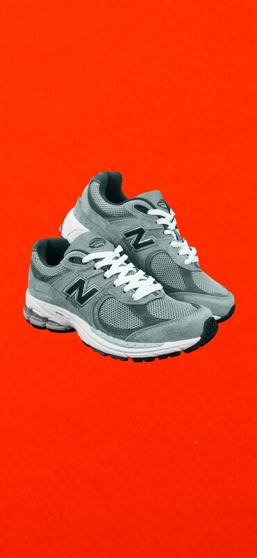 зимняя ботинка: Кроссовкалар, 36, 36.5, 37, Asics, Жаңы, түсү - Ак, Акысыз жеткирүү