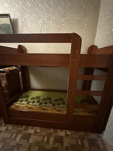 2 х этажная кровать: Двухъярусная кровать из массива/ЛДСП - Два полноценных спальных — 1