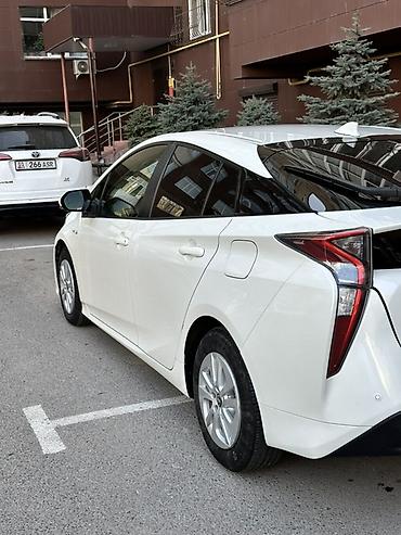 prius: Toyota Prius: 2016 г., 1.8 л, Вариатор, Гибрид, Хэтчбэк — 10