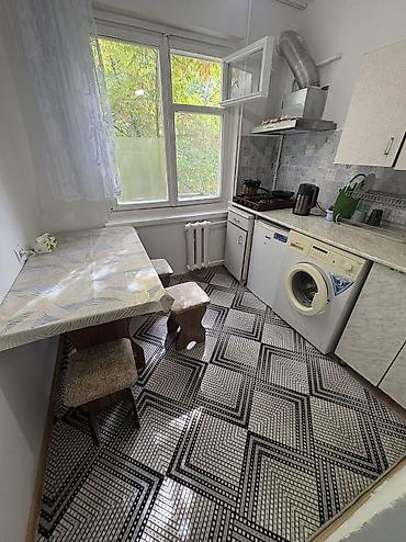 Посуточная аренда квартир: 1 комната, Постельное белье, Парковка, Бронь — 8