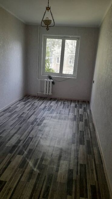 дом ош: 3 бөлмө, 58 кв. м, 2 кабат, Косметикалык ремонт