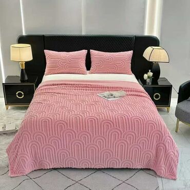 Ćebad i pokrivači: 08. Cebe
Dimenzije: 
150×200cm- 2500din
200×230cm- 2800din — 7