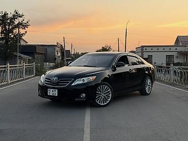 Toyota Camry: 2011 г., 3.5 л, Автомат, Газ, Седан