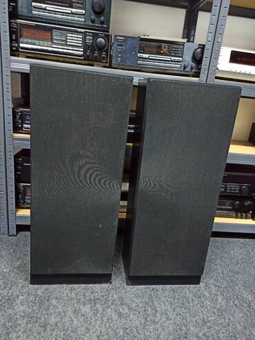 Zvučnici i stereo sistemi: Hitaka HT-84 BL cetvorosistemac sa mrezicama koje se ne skidaju. 6 — 4