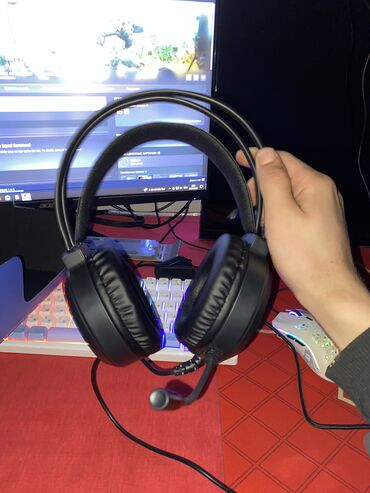 штатив с лампой для телефона бишкек: Продам игровые Наушники в идеальном состоянии очень хороший