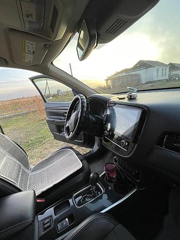 mitsubishi eclipse cross: Mitsubishi Outlander: 2020 г., 2.4 л, Автомат, Бензин, Кроссовер — 3