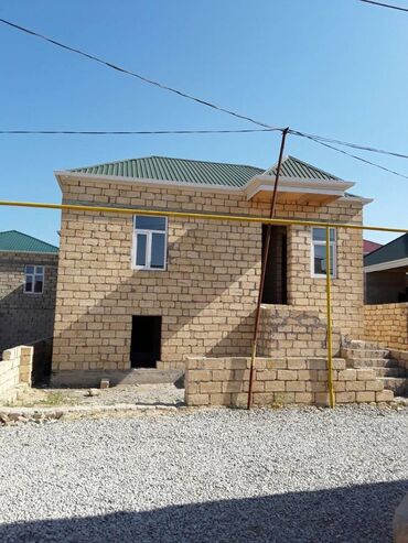 wekinin merkezinde heyet evlerinin qiymetleri: Masazır 2 otaqlı, 44 kv. m, Kredit var, Təmirsiz