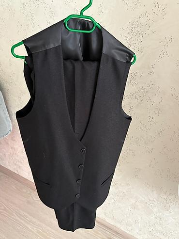palto kisi ucun: Kişi klassik kostyum dəsti - Rəng: qara - Komplekt: pencək + jilet + — 3