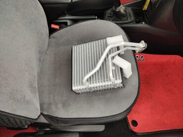 Volkswagen: Volkswagen Golf: 2001 г., 1.6 л, Механика, Бензин, Хэтчбэк — 12