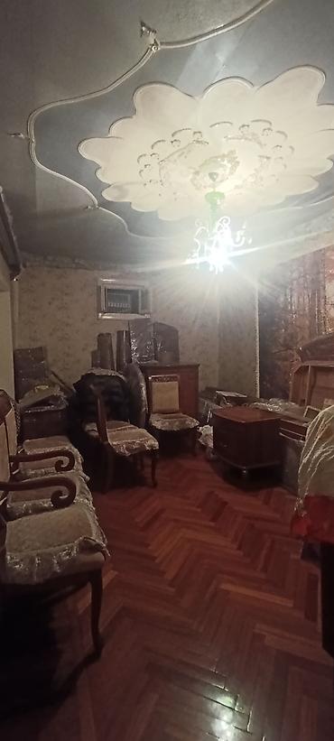 Kommersiya daşınmaz əmlakının satışı: Obyekt/yarımistehsal sahəsi - Geniş betonlanmış həyət: ortasında — 12