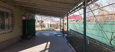 Продажа коттеджей и домов: Дом с участком и навесом - Кирпичный одноэтажный дом с мансардной — 1