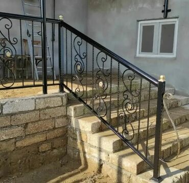 Barmaqlıqlar: Reşotka 1-kv 35 azn başlayır 
Məhəccər 1-metr 50 azn başlayır — 24