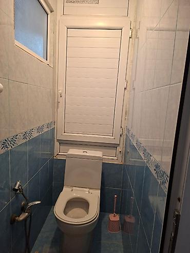 9cu mikrorayon: Kirayə üçün tam mebelli 3 otaqlı mənzil. - Geniş və işıqlı qonaq — 4