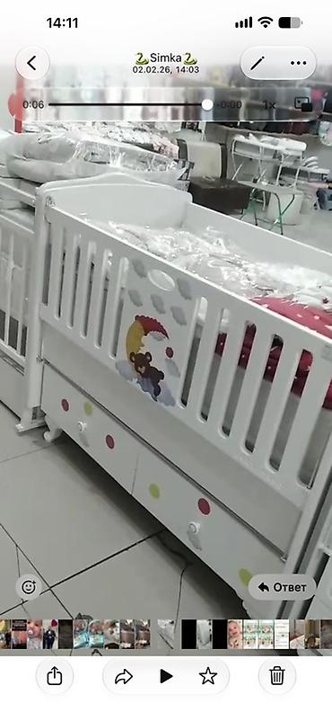Uwaq krovati satilir ideal veziyetdedi matrasi ile birge ve elave