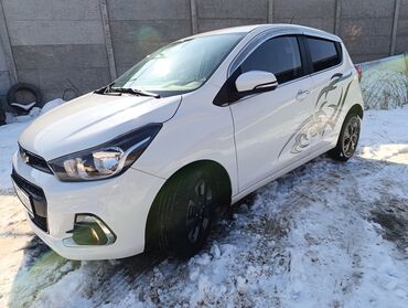 Chevrolet: Chevrolet Spark: 2017 г., 1 л, Робот, Бензин, Хэтчбэк