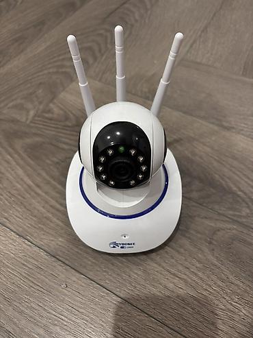 mifi ruter cena: Wi‑Fi IP nadzorna kamera V380 Pro sa motorizovanim okretanjem i 3 — 1