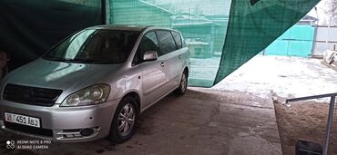 Toyota: Toyota Ipsum: 2001 г., 2.4 л, Автомат, Бензин, Минивэн — 1