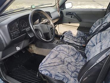 Volkswagen: Volkswagen Passat: 1990 г., 1.8 л, Механика, Бензин, Седан — 2