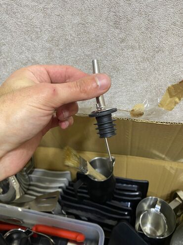 Digər mətbəx aksesuarları: Pincet 3.50azn Savok 8azn mətbəx ləvazimatı (bulka,desert tutan ) 3.5 — 14