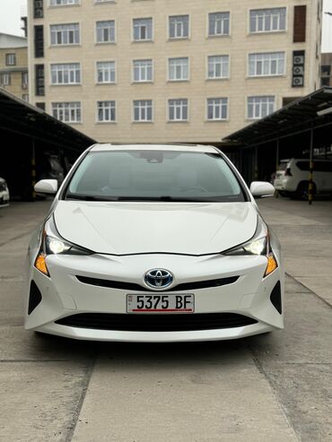 Toyota: Toyota Prius: 2018 г., 1.8 л, Вариатор, Гибрид, Хэтчбэк