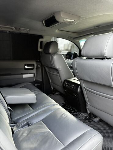 Toyota: Toyota Sequoia: 2008 г., 5.7 л, Автомат, Бензин, Внедорожник — 9
