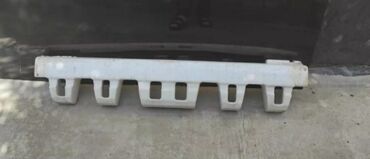 альтезу: Передний Бампер Toyota 2001 г., Б/у, цвет - Белый, Оригинал