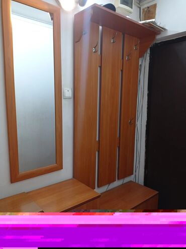 акция набор ключ: Гарнитур для прихожей, Б/у, Тумба, Зеркало, Вешалка, Самовывоз, Платная доставка, цвет - Бежевый