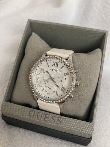 omega satovi srbija: Classic watch, Guess, Female