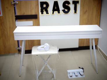 Pianolar: Piano, Rəqəmsal, Yeni, Ünvandan götürmə -da lalafo.az — 12 Pianolar: Piano, Rəqəmsal, Yeni, Ünvandan götürmə — 12