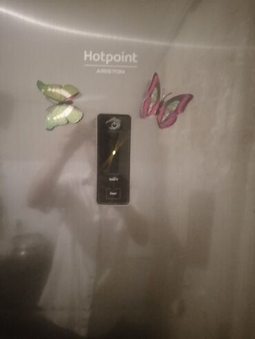 продаю холодильник бу: Б/у Холодильник Hotpoint Ariston, No frost, Двухкамерный, цвет - Серый