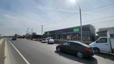 Помещения свободного назначения: Продаю помешения, 750 метр квадрат вода,3 фаза электр,газ . можно — 2