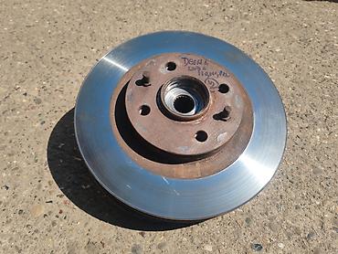 Auto delovi: Glavcina prednja leva, desna Lada 112 br.2. Odgovara i za Ladu 2108 — 2